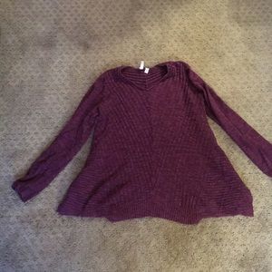 Women’s knitted top